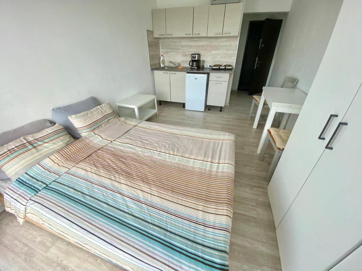 Cozy Studio Near The Center Of Cluj Bagian luar foto
